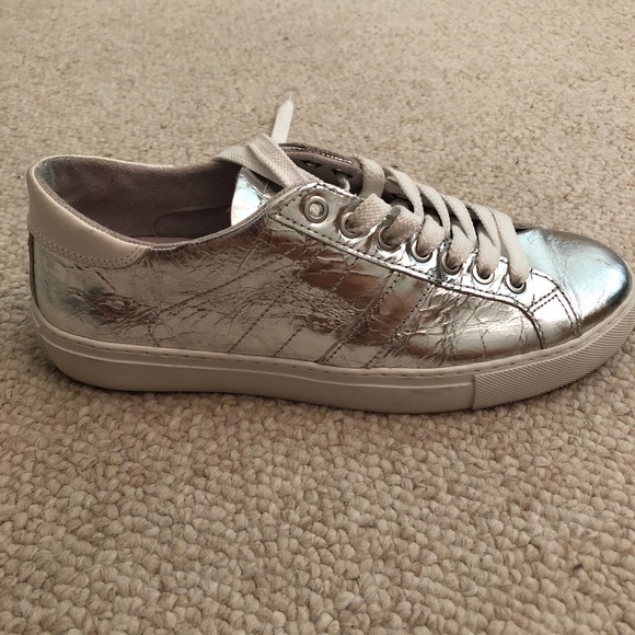 Steve Madden Shoes - Steve Madden silver foil sneakers. Size 9